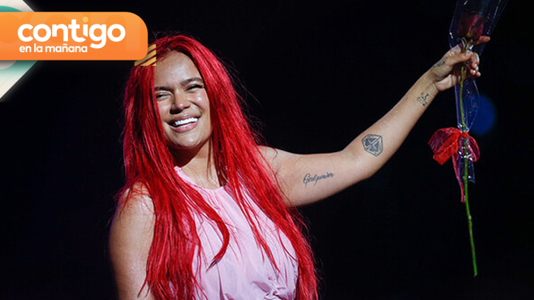 Karol G impactó al público al regalar su Gaviota de Oro a una pequeña fan en el Festival de Viña