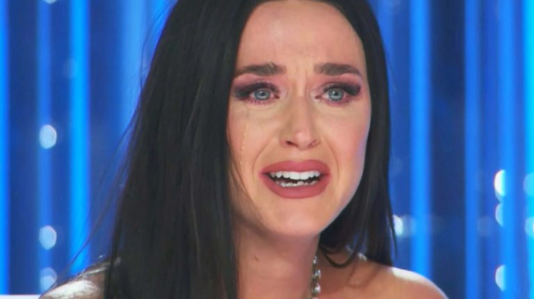 Katy Perry rompe en llanto por historia de participante en programa de talentos: 