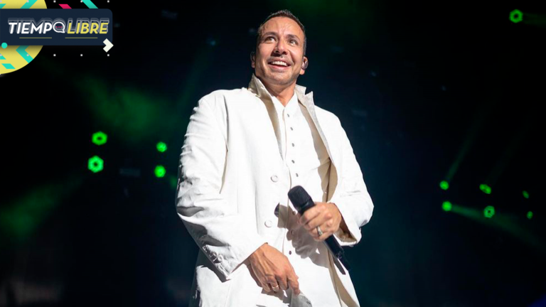 De turista y comiendo lomito: Howie D de Backstreet Boys sorprendió con recorrido por Santiago