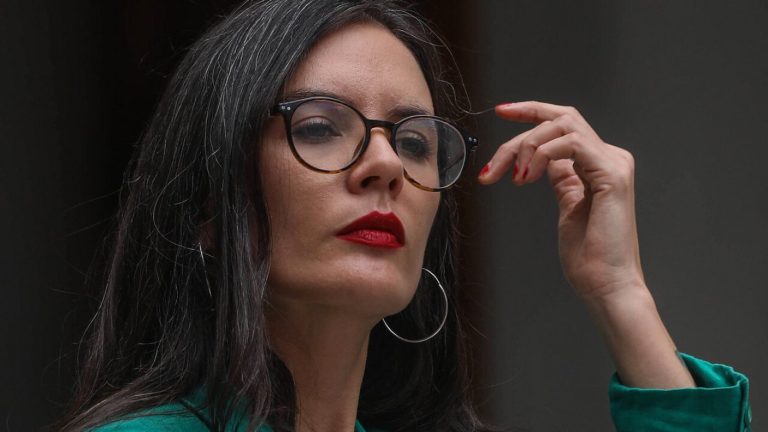 Vallejo y debate en oficialismo por elección constitucional: 