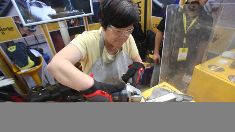 Atención, maestras y maestros: Feria ofrece más de 150 capacitaciones en el área de la construcción