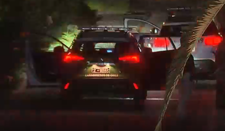 Delincuentes robaron cerca de $70 millones en domicilio de una pareja en La Reina y agredieron a las víctimas