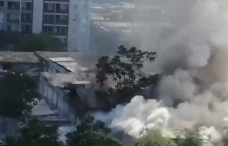 Investigan incendio en cité conocido como 