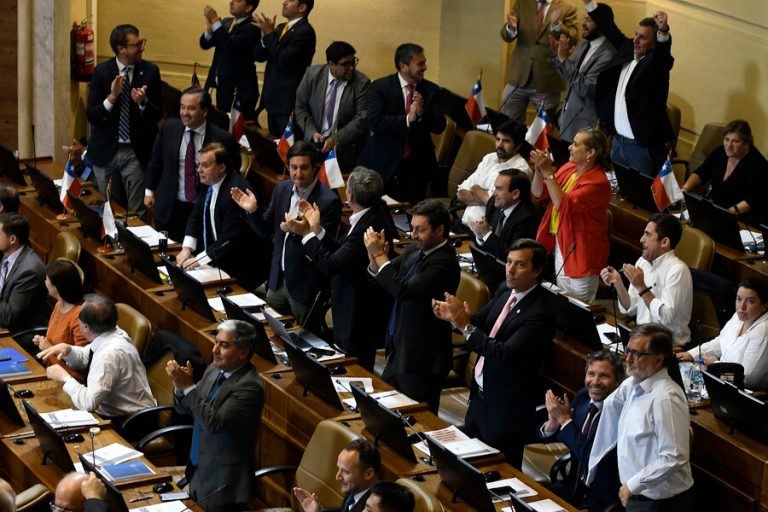 Duro golpe al gobierno: Cámara rechazó la reforma tributaria y el Ejecutivo ahora debe buscar alternativas