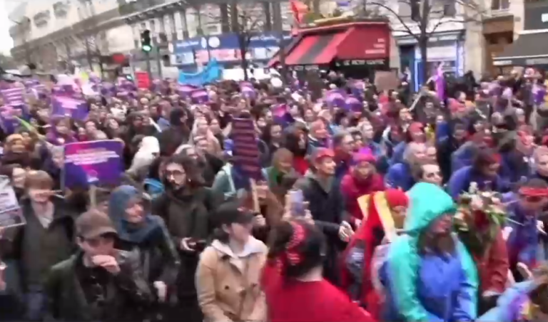 Con masivas marchas y consignas para poner fin a la violencia: Así fue la conmemoración del 8M en el mundo