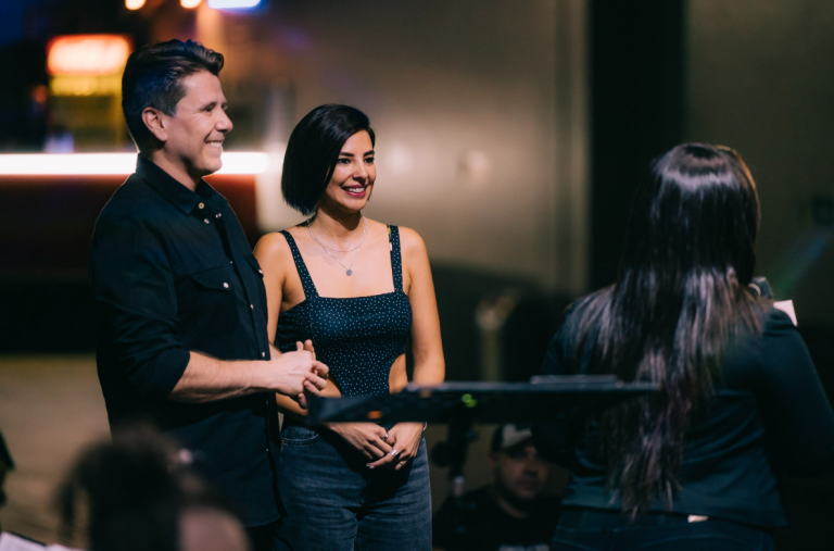 Andrés de León y Daniela Castillo protagonizarán el primer concierto sinfónico de Jesucristo Superstar en Chile