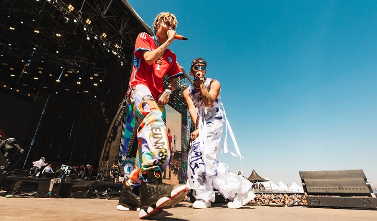 Con Marcianeke de invitado, desmayos y un agobiante calor: Así fue el estreno de Pailita en Lollapalooza