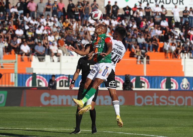 No logran enmendar el rumbo: Colo Colo sufrió y fue goleado por 3 goles a 1 frente a Cobresal en El Salvador