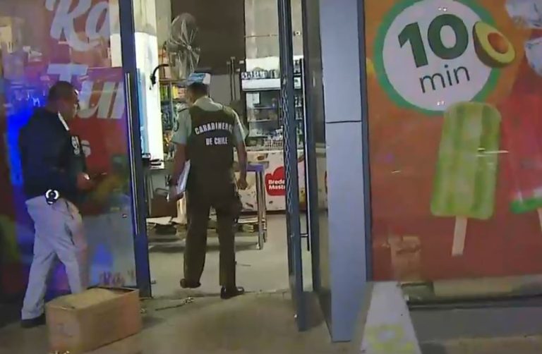 Indagan robo a minimarket de Ñuñoa: Delincuentes ingresaron durante la madrugada