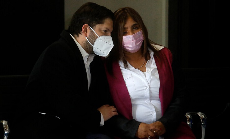 Pdte. Boric respaldó a Fabiola Campillai tras ataques de María Luisa Cordero: 