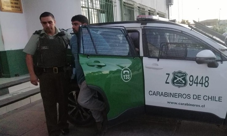 Detienen a apoderados tras agredir a profesor y auxiliar en colegio de Ovalle: Aseguran que alumna fue abusada