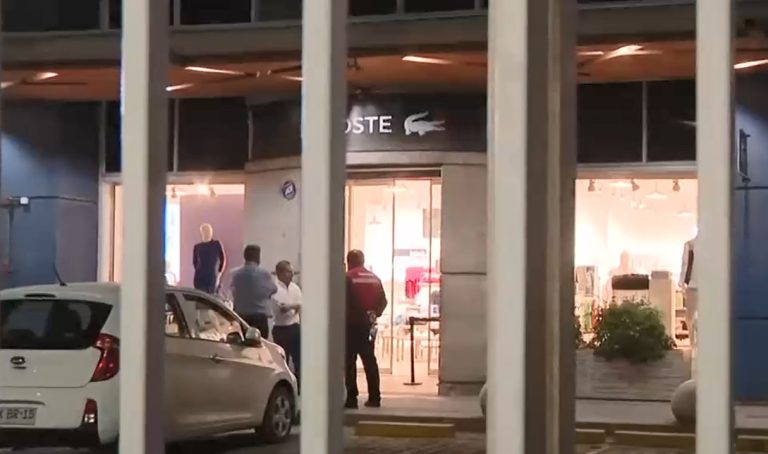 Millonario robo a tienda de ropa en Quilicura: Al menos 3 trabajadores resultaron heridos tras ser golpeados