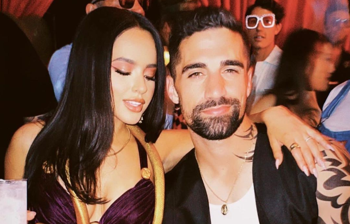 Novio de Becky G reconoció haberle sido infiel a la cantante: 