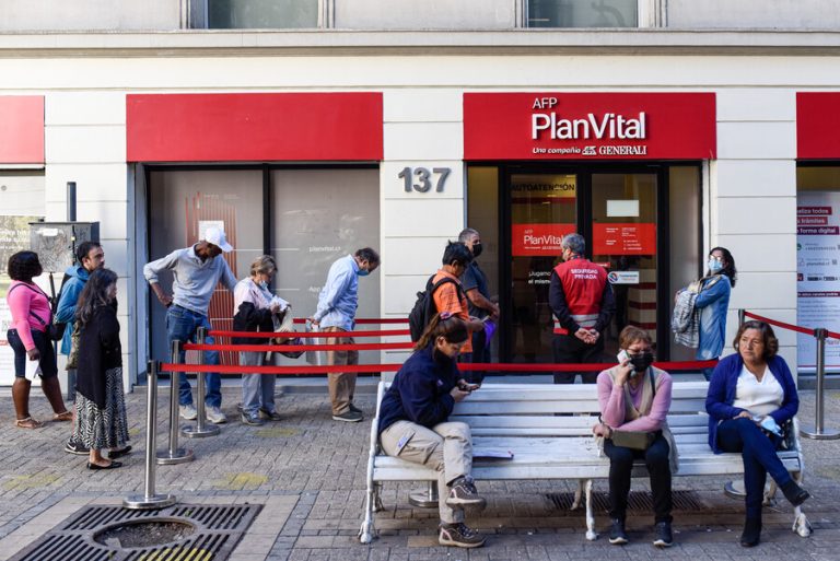 Más de 5 millones de personas quedarían sin fondos con un nuevo retiro del 10% de las AFP, según estudio