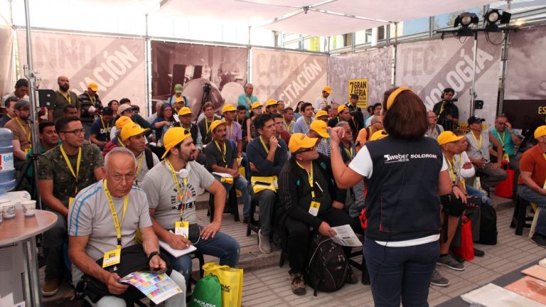 ¡Atención, maestros y maestras! Conoce cómo participar en los cursos de la Gran Feria de Capacitaciones 2023