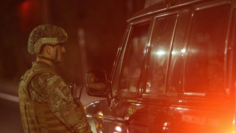 Diputados y alcaldes de oposición piden Estado de Excepción Constitucional en la Región Metropolitana