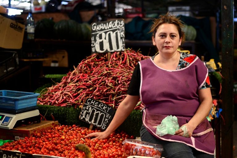 Ya comenzó el pago del Bono al Trabajo de la Mujer: ¿Cómo y quiénes pueden recibir hasta $570 mil anuales?