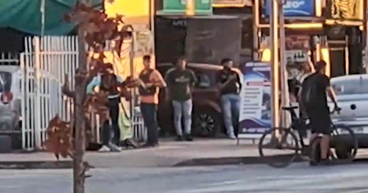 Varios detenidos dejan procedimientos en La Florida: Menor de edad habría apuntado su arma a carabinera