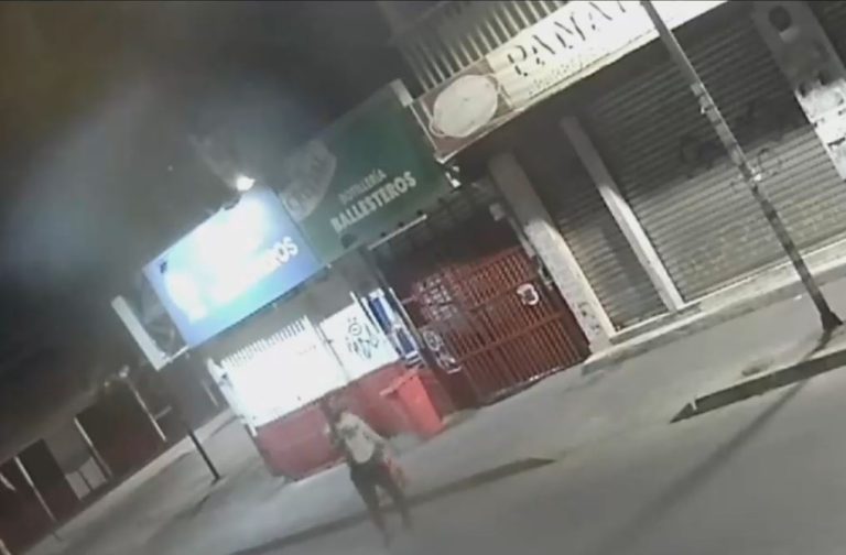 Vecinos se unieron para detener a delincuente: Merodeaba locales comerciales para robar en Lampa