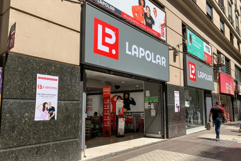 La Polar admitió venta de ropa falsificada y acusó ser 