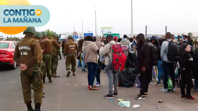 Más de tres días en el limbo: Migrantes varados en la frontera intentan ingresar a Perú