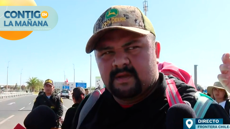 “Ya no podemos vivir en Chile”: La odisea de migrante que intenta pasar la frontera con su hija en silla de ruedas