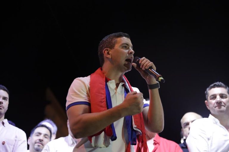 Santiago Peña gana elecciones y es el nuevo Presidente electo de Paraguay