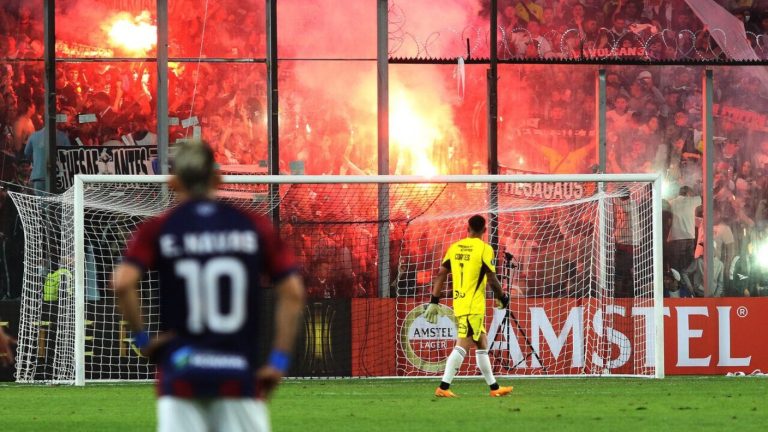 Esta es la sanción que recibió Colo Colo por incidentes ante Monagas: Se hará efectiva ante Boca
