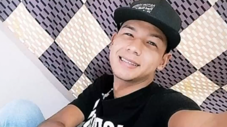 Ostentaba armas en redes: El perfil de Carlos Cortez, uno de los prófugos por crimen de suboficial Palma