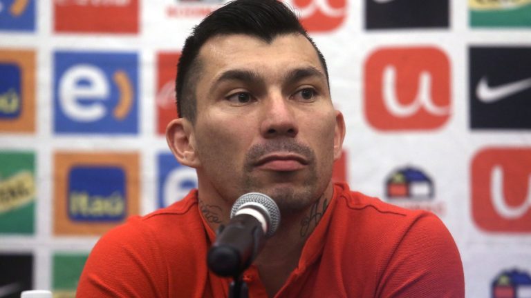 El Pitbull se cambia de casa: Reportan que Gary Medel estaría a punto de despedirse de la liga italiana