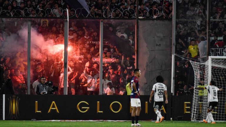 Colo Colo recibe castigo de la Conmebol tras incidentes frente a Monagas y afecta directamente a los hinchas