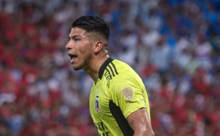 “Seguimos trabajando contra todo”: El mensaje de Brayan Cortés tras su polémica suplencia en Colo Colo