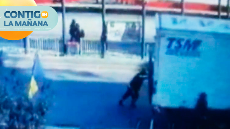 Fracaso total: Ladrones tuvieron que empujar camión robado tras quedar en panne