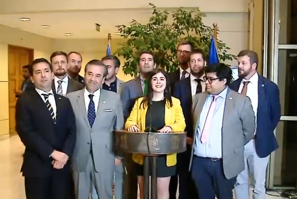 Diputados UDI y RN niegan fuga de militantes al Partido Republicano tras elección: 