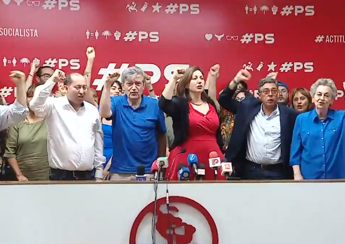 Coalición con Apruebo Dignidad o seguir con el Socialismo Democrático: El futuro del PS en el oficialismo