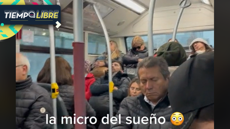 “La Micro de Sueño”: Usuarios teorizan por curioso viral que muestra a todos sus pasajeros durmiendo