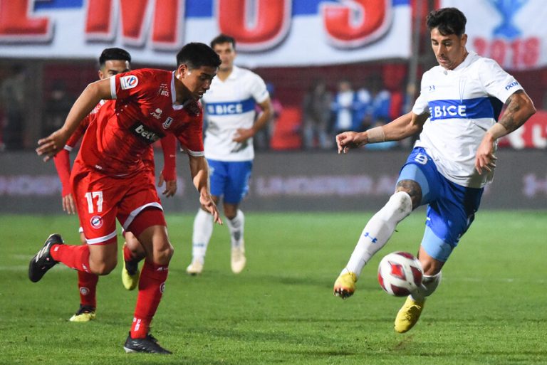 No pudieron repetir el triunfo: Universidad Católica y Unión la Calera empataron 1-1 en el Santa Laura