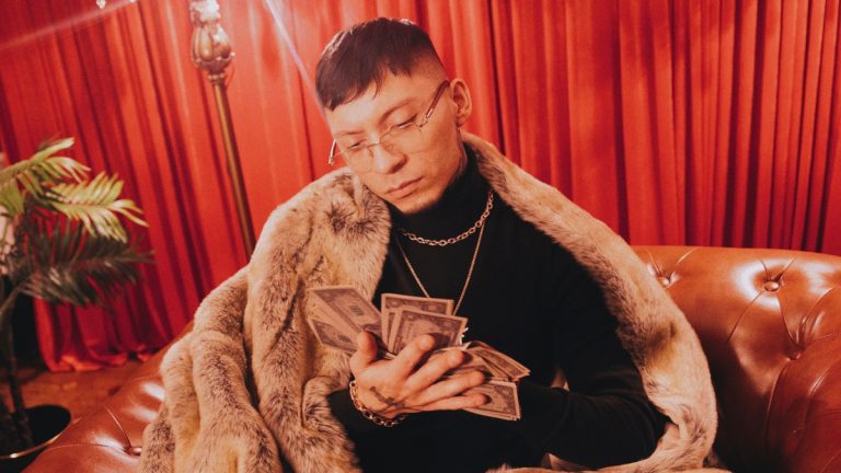 Confirman muerte de cantante urbano Galee Galee: Permanecía en riesgo vital en el Hospital Félix Bulnes