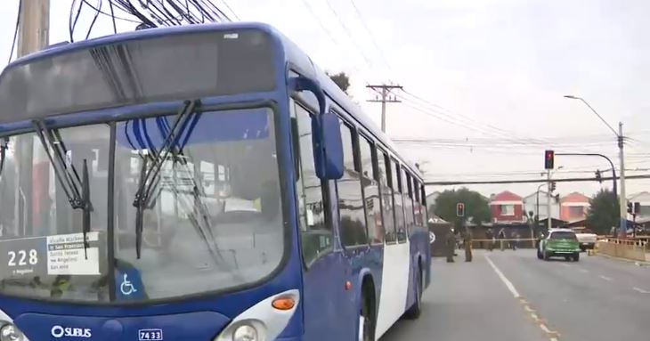 Iban en scooter eléctrico: Madre y su hijo de 5 años murieron atropellados por micro en San Bernardo