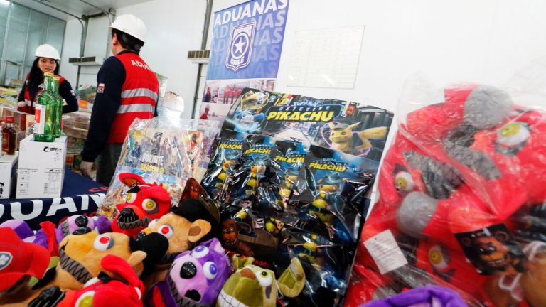 ¿Cuándo debo pagar impuestos por compras internacionales y cuál es el monto que cobra Aduanas?