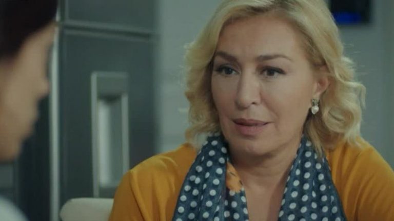 “Me impediste crear esta conexión”: Cahide reprochó a Zeynep por ocultarle a su hija