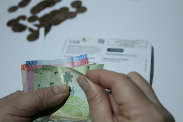 Fin a la tarifa de invierno en cuentas de luz: ¿Qué es, cuándo empieza y quiénes serán beneficiados?