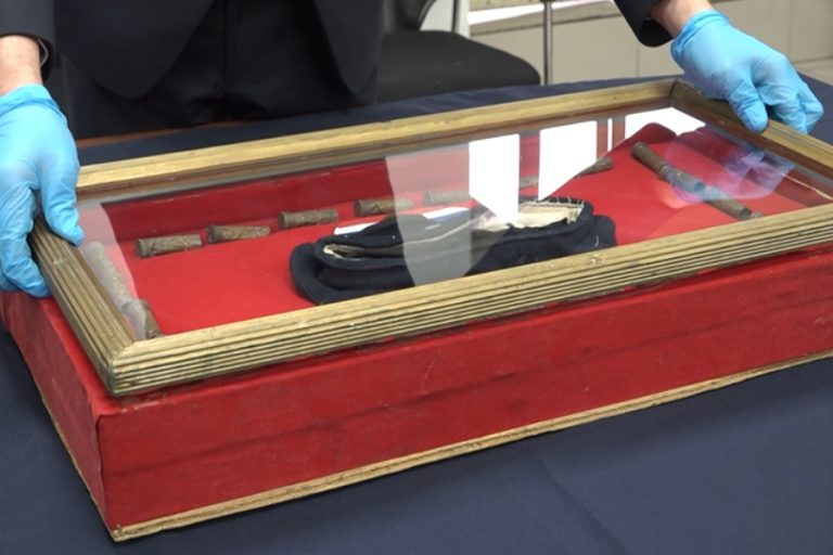 PDI incautó piezas patrimoniales de la Guerra del Pacífico: Fueron entregadas al Museo Histórico Militar