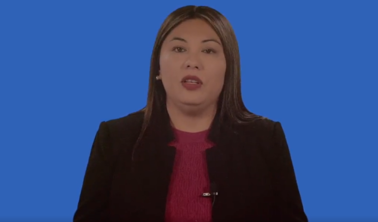 Consejera republicana detenida por hurto en 2007 retira candidatura para presidencia del Consejo