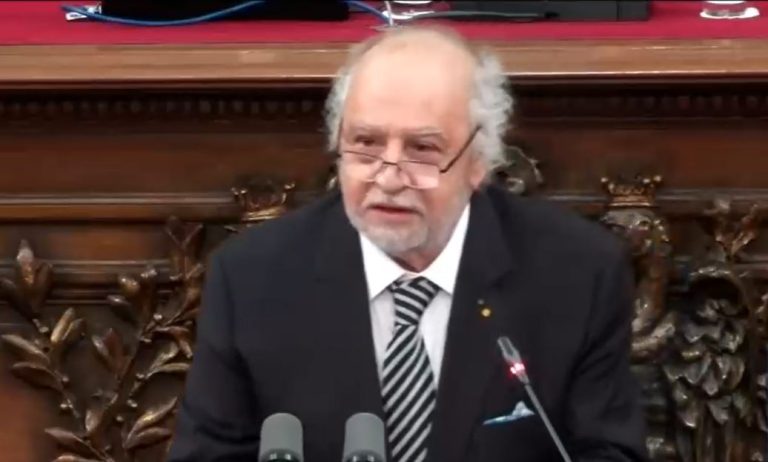 Revive el aplaudido discurso de Miguel Littin: 