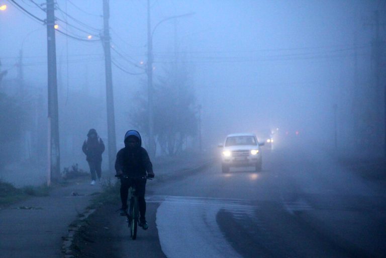 Alerta por frío polar: Hasta cuánto bajará la temperatura en la RM y O'Higgins este martes