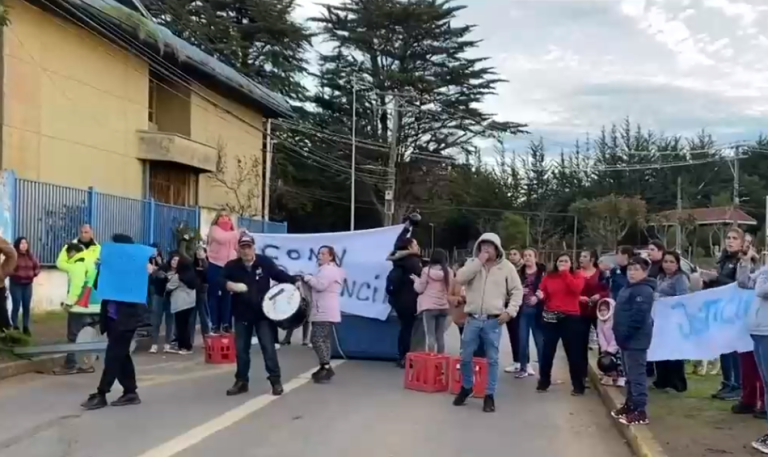 Apoderados de colegio de Talcahuano se querellarán por abuso sexual tras operativo de salud