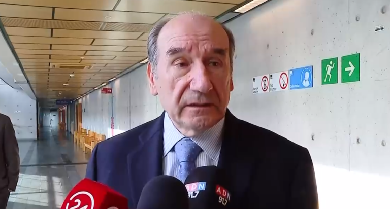 Reprograman juicio oral contra ex general Fuente-Alba y su esposa por lavado de activos