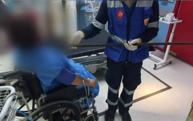 Delincuentes intentaron robar vehículo con lanza que impactó cuello de mujer en Caracautín