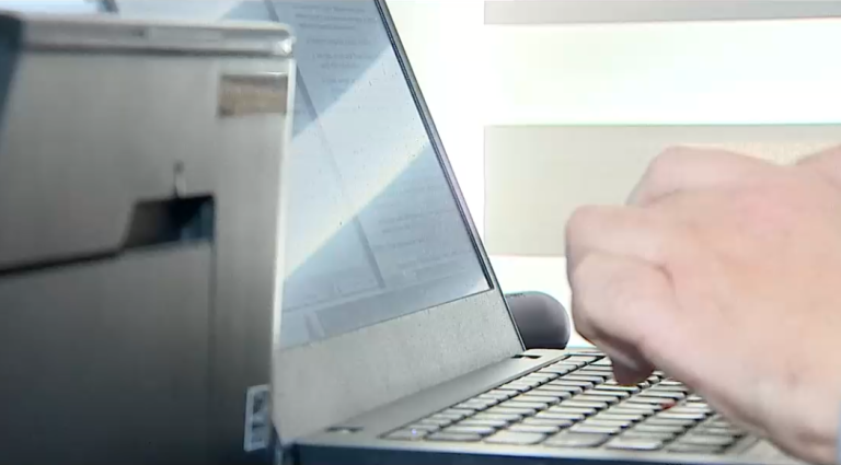 ¿Es el fin del teletrabajo o llegó para quedarse? Las grandes empresas optan por la presencialidad